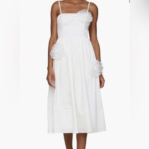 Bridal White 3D Floral Appliqué Midi Dress Size 6